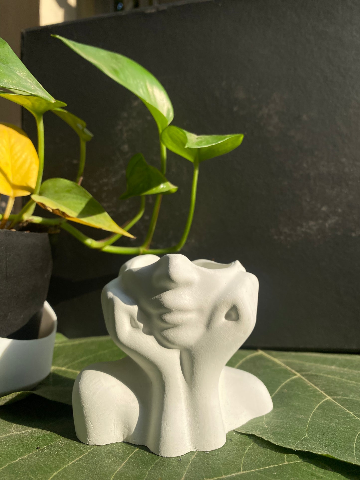 Luna Muse — Abstract Smile Candle Pot