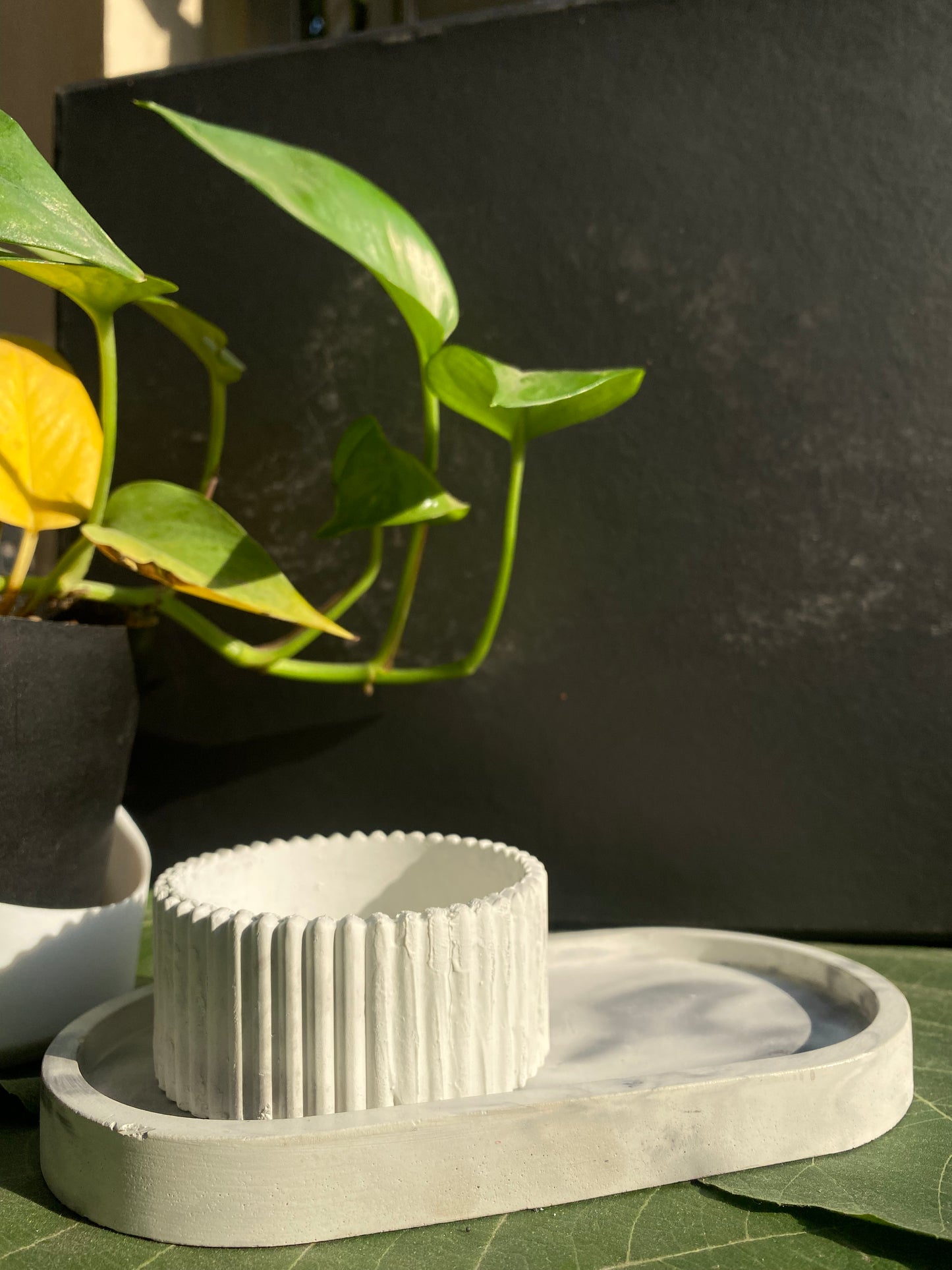 The Duo Bloom Set — Marbled Tray + Candle Cups