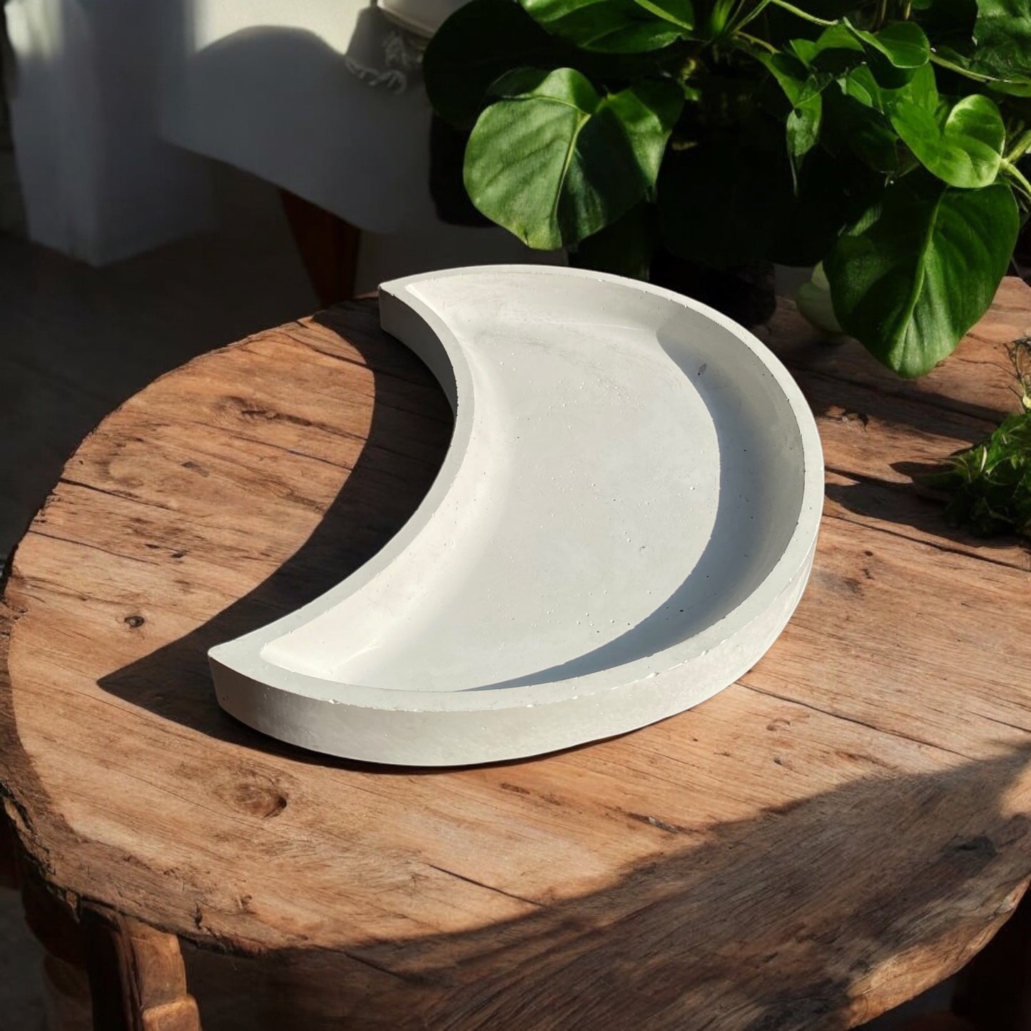 Moonlight Crescent — Lunar Candle Tray