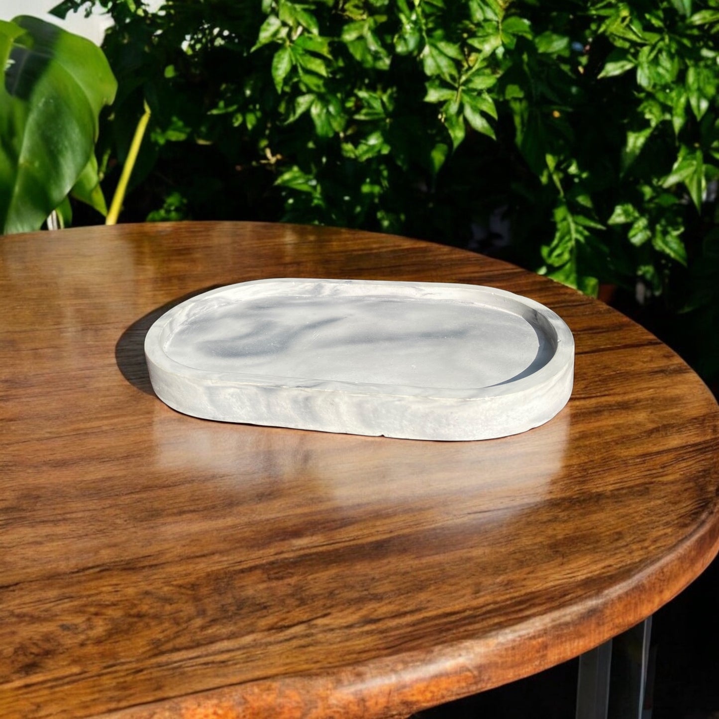 Luna Tray — Modern Oval Candle Base