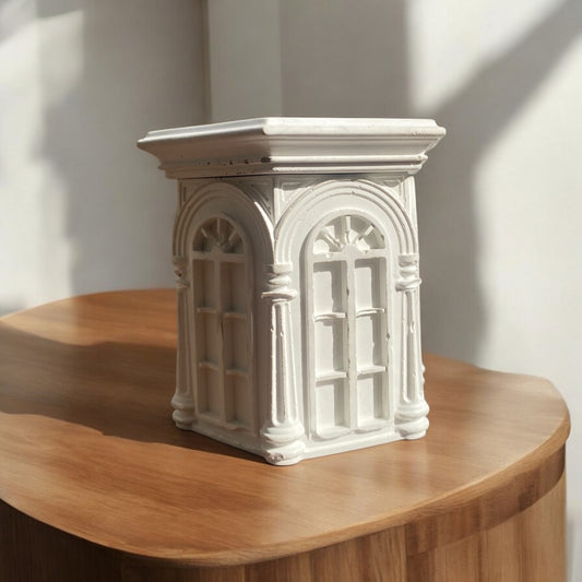 Celestia Vault — Artisan Candle Pot with Lid