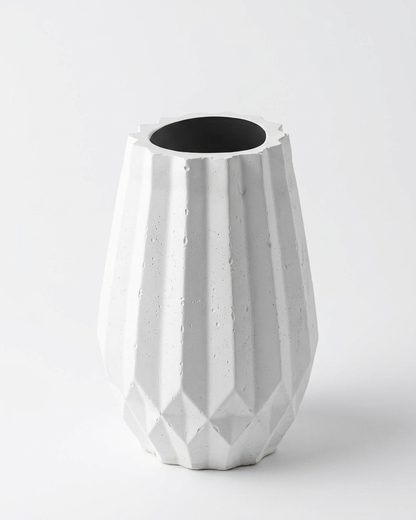Prism Echo — Diamond Faceted Candle Vessel
