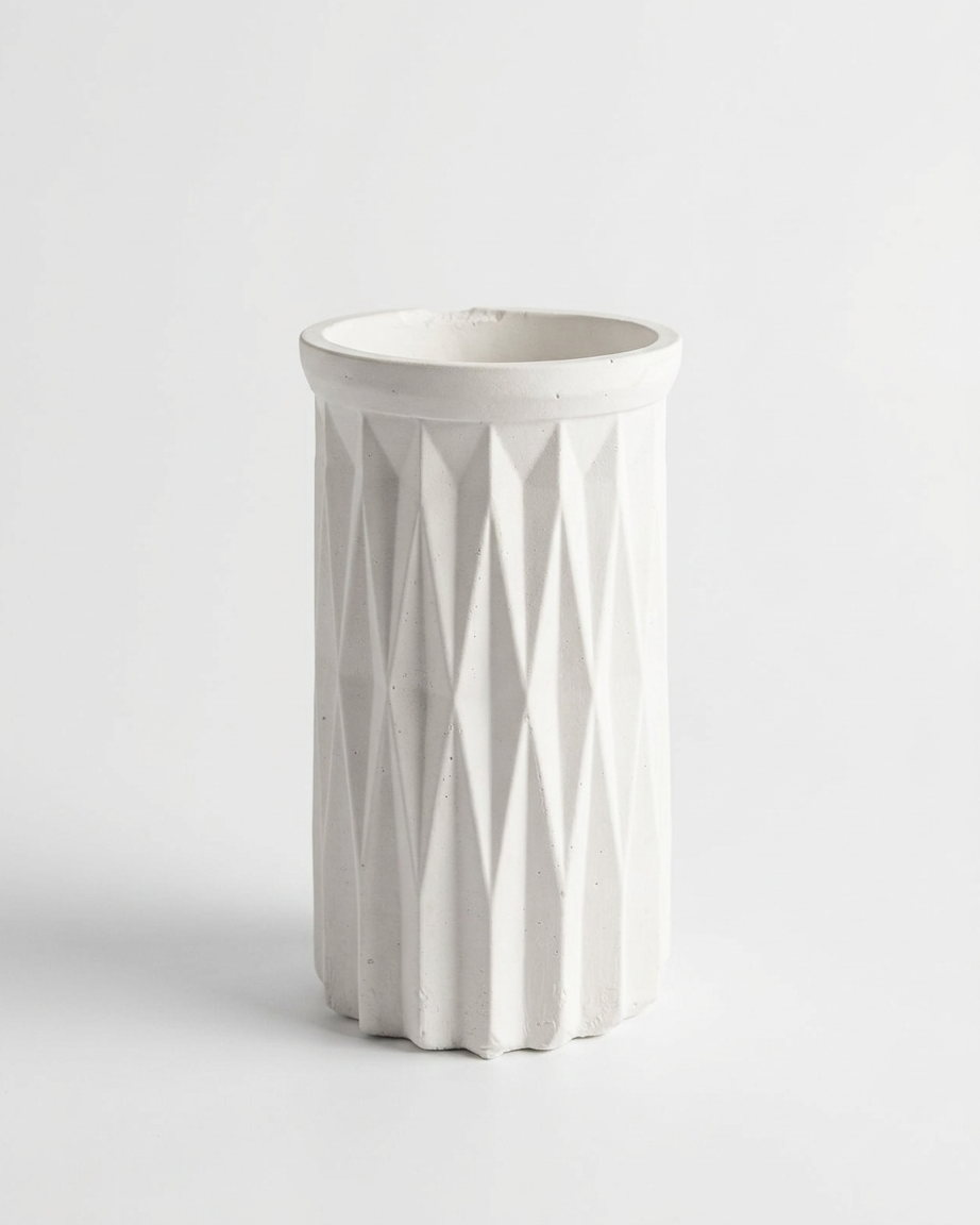 Column Rise — Ribbed Geometric Candle Vessel